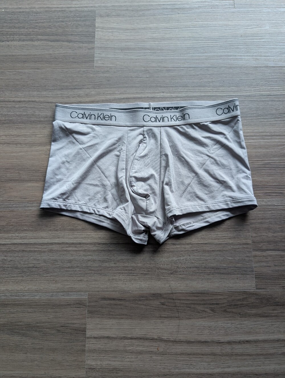 Calvin Klein Underwear Men's Gray Trunks